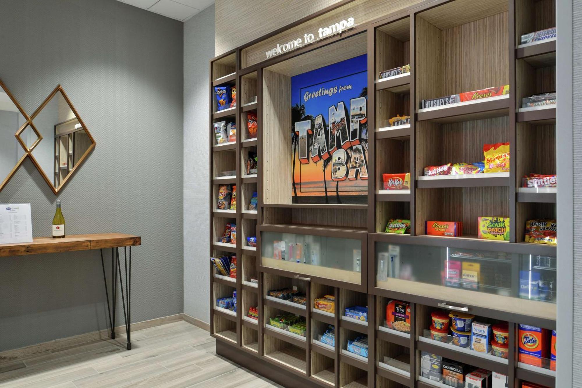Hampton Inn Tampa Downtown Channel District Екстер'єр фото