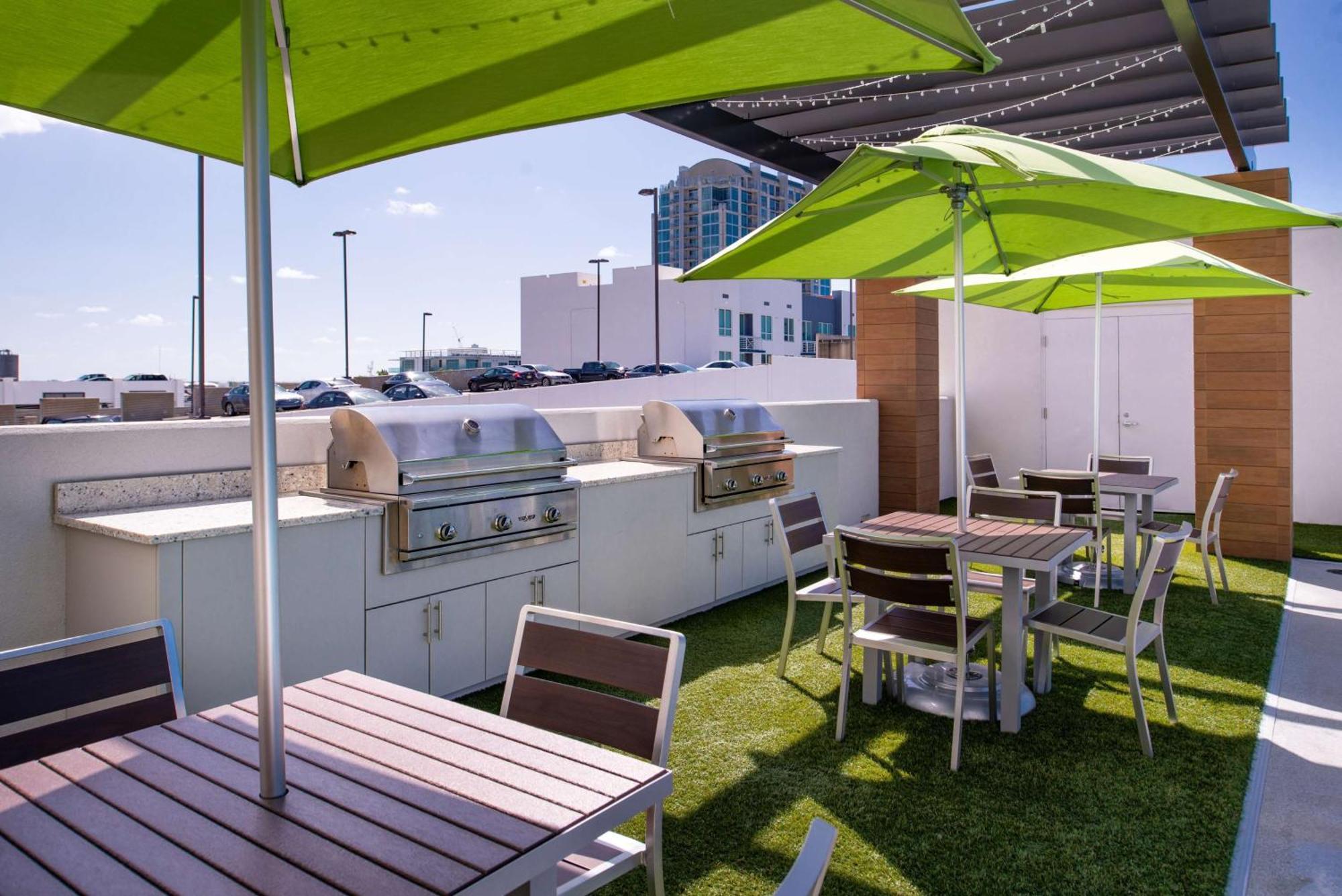 Hampton Inn Tampa Downtown Channel District Екстер'єр фото